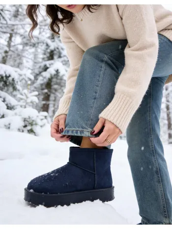 MIni boots waterproof