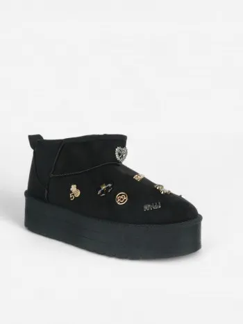 Mini boots