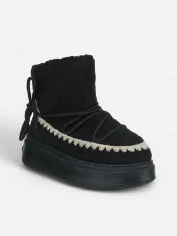 Mini boots