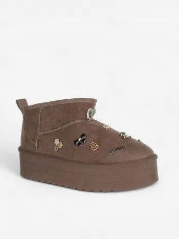 Mini boots