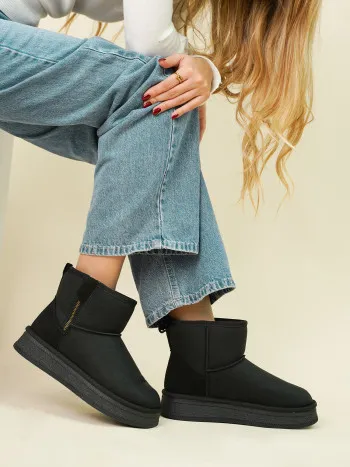 Mini boots