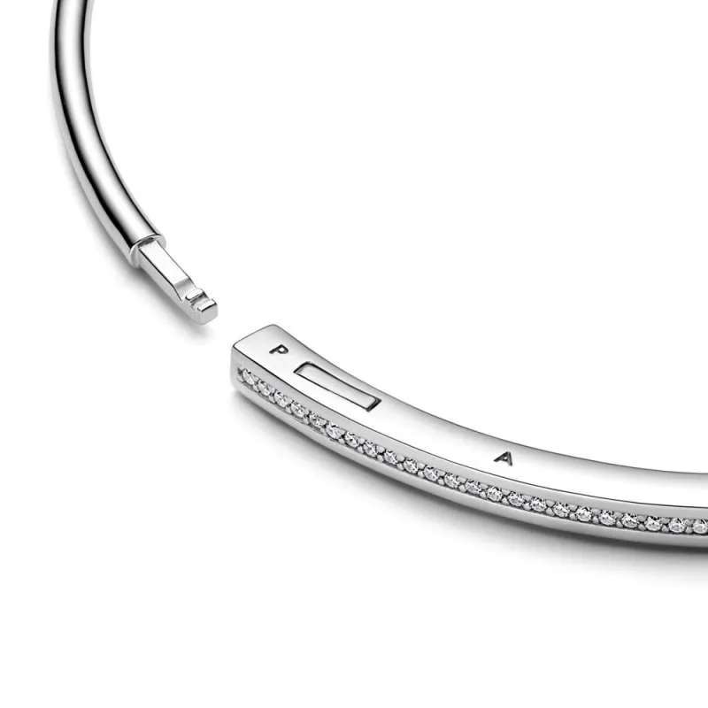 Bangle белегзија Pandora Signature I-D pavé