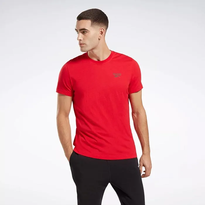 100070678 REEBOK Left Chest Logo Tee