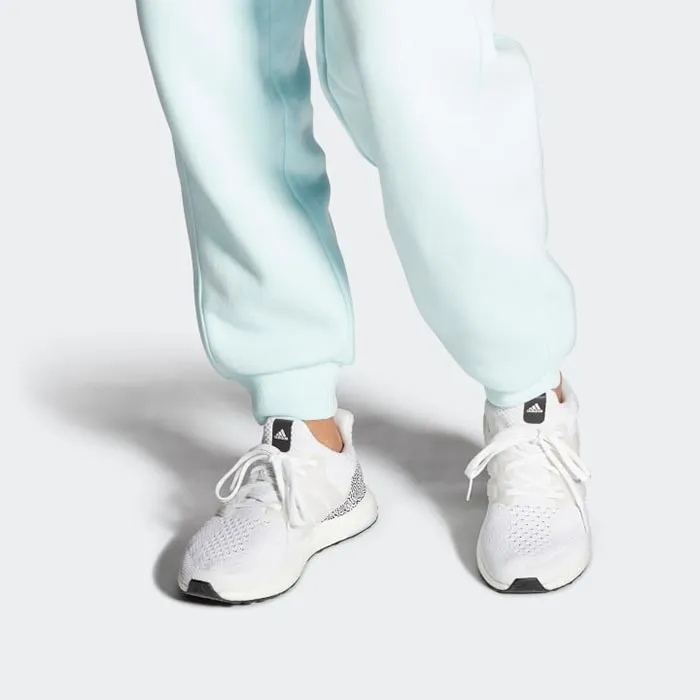 Adidas ULTRABOOST DNA W