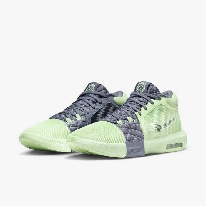 LEBRON WITNESS VIII