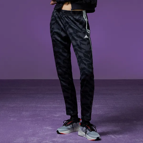 adidas Tiro