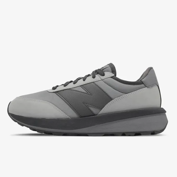 New Balance 370