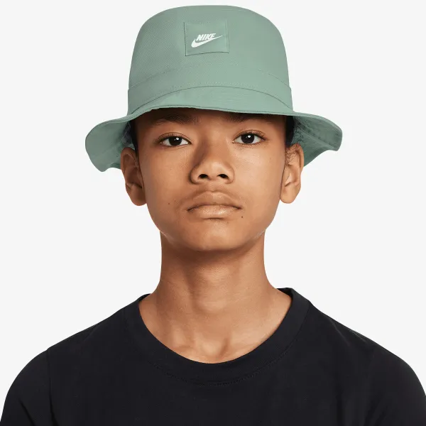 Nike Apex