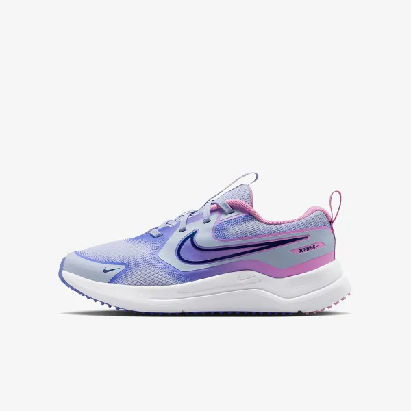 Nike Cosmic Runner
