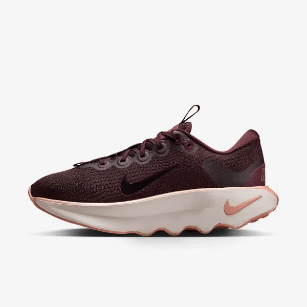 Nike Escape Momentum