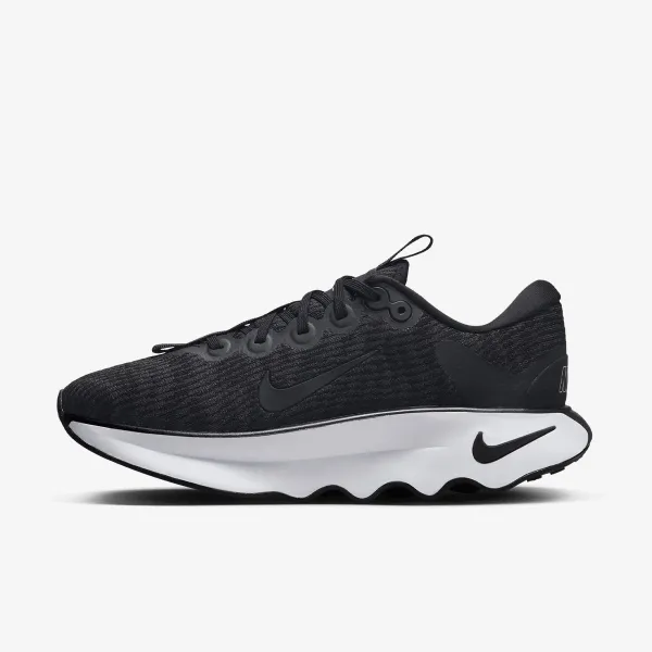 Nike Escape Momentum