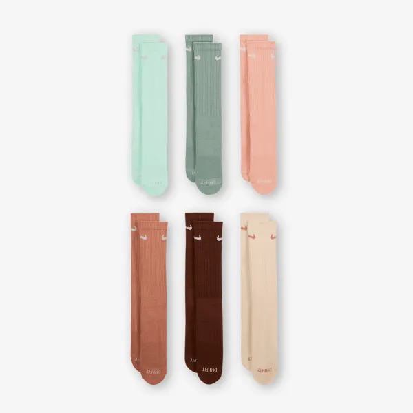Nike Everyday Plus