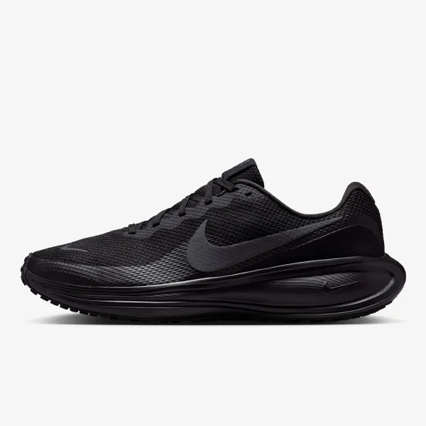 Nike Revolution 8
