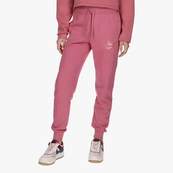 Nike Sportswear Club