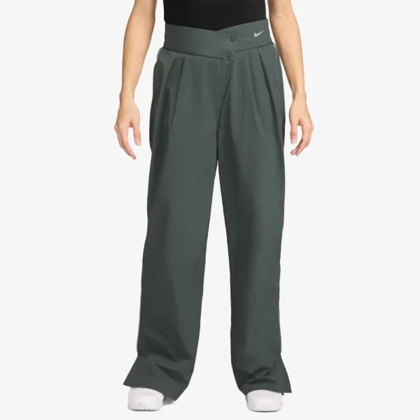 Nike Sportswear Collection