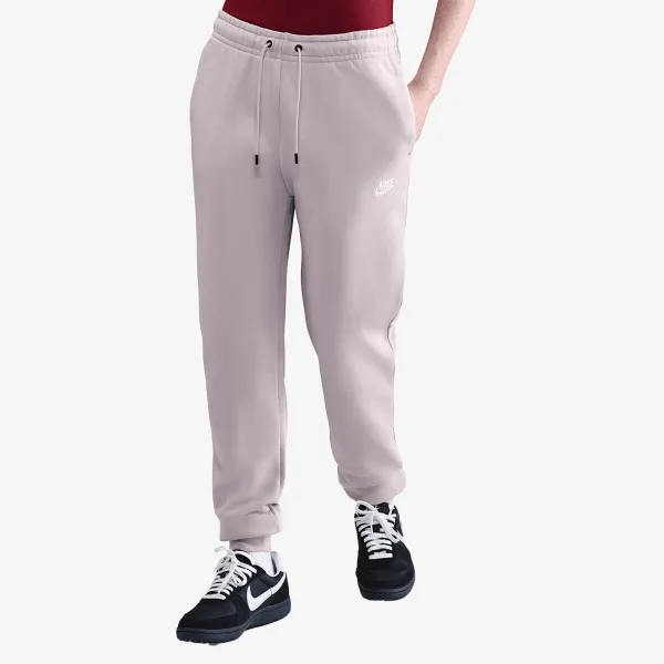Nike Sportswear Essential