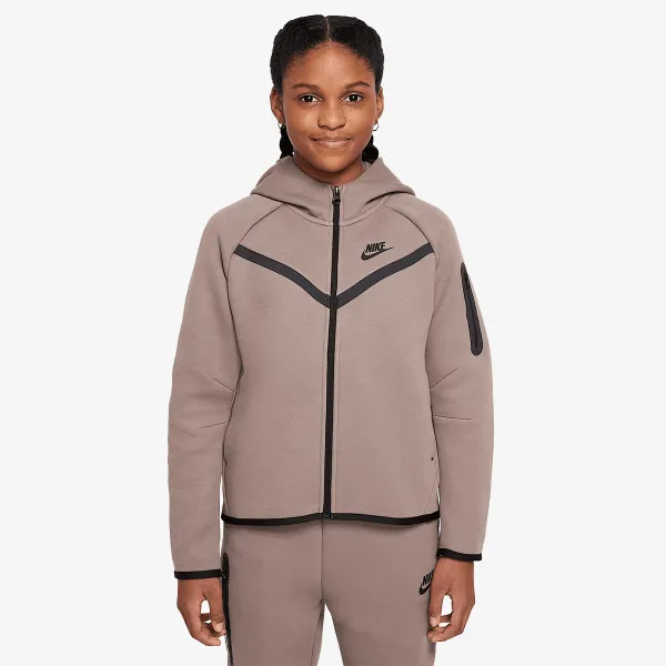 Nike Sportswear