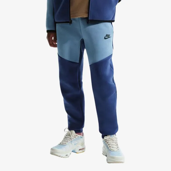Nike Sportswear