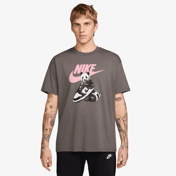 Nike Sportswear