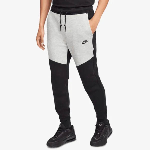 Nike Tech