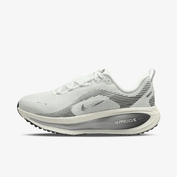 Nike W NIKE VOMERO 18 ESS