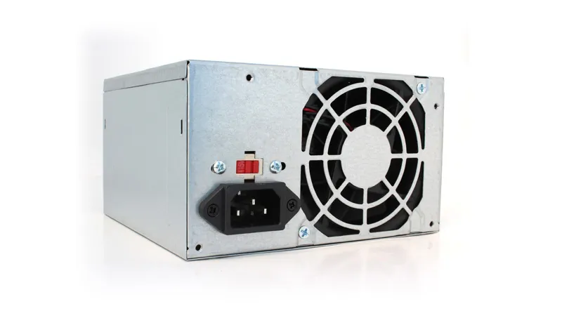 MATRIX 700W PSU 20+4PIN, 2XSATA, 8CM FAN, CE