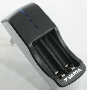 VARTA MINI BATTERY CHARGER